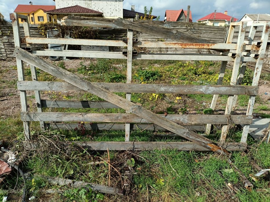Піраміда,каркас для перевезення склопакетів