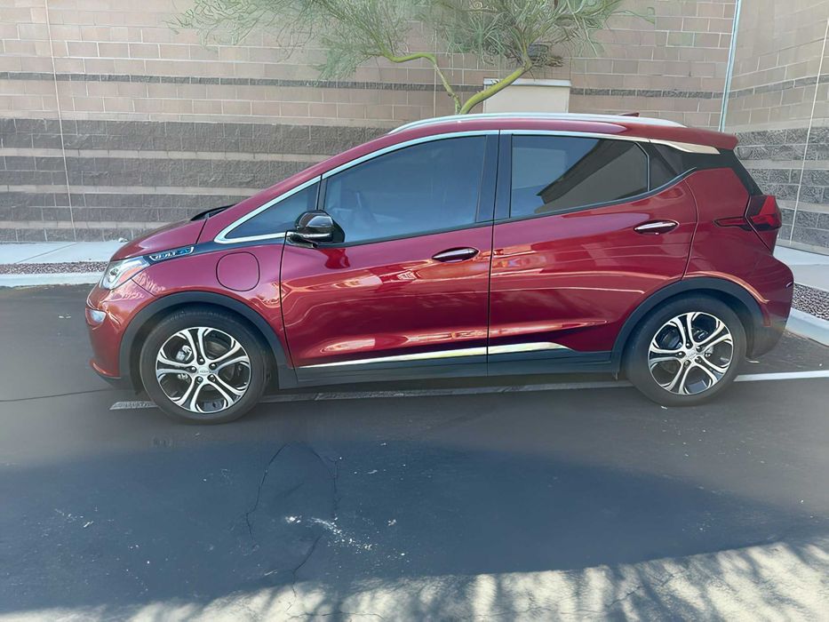Chevrolet Bolt EV      2020
