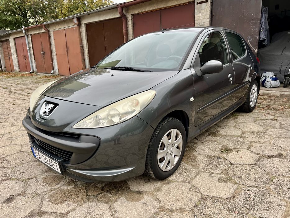 Peugeot 206+ 2011, 1.1, w pełni sprawny, gotowy do jazdy