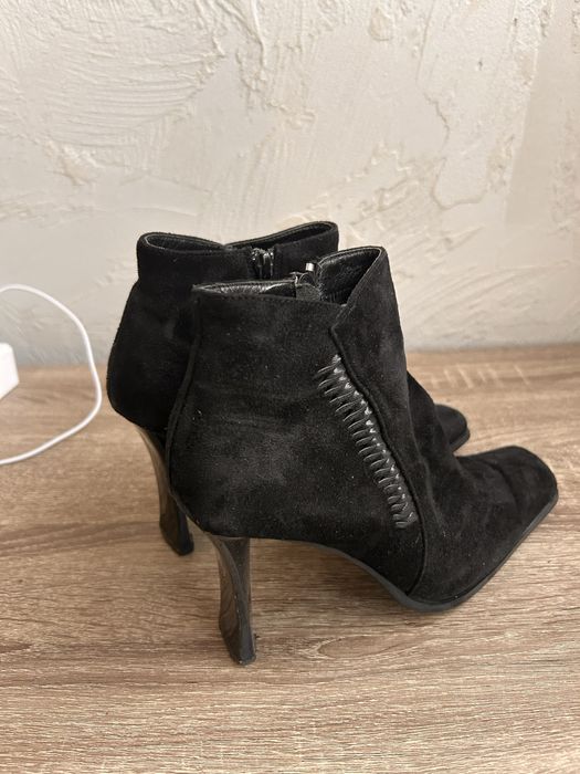 Чоботи жіночі 38 р.