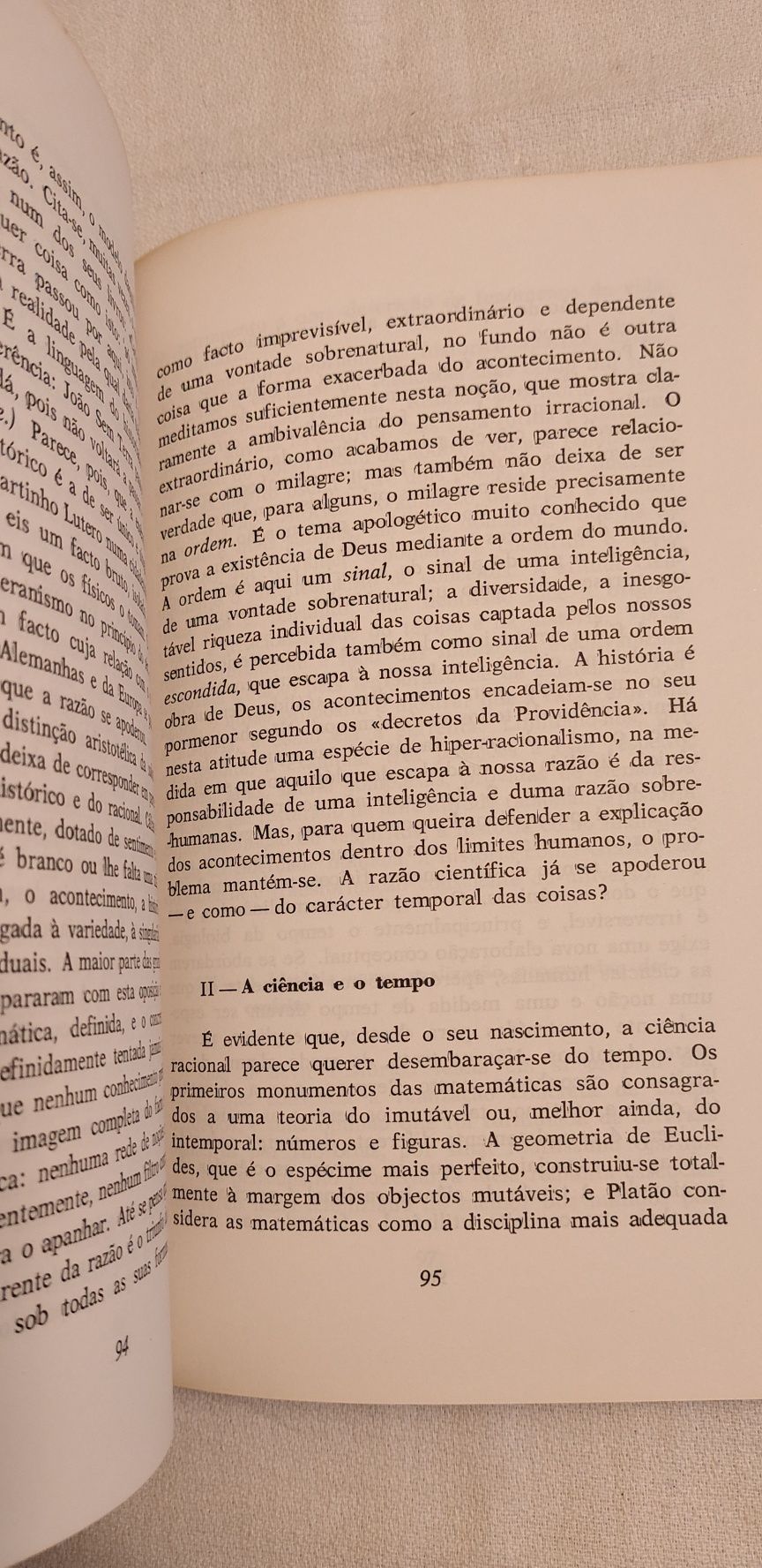 A Razão
Autor: Gilles-Gaston Granger