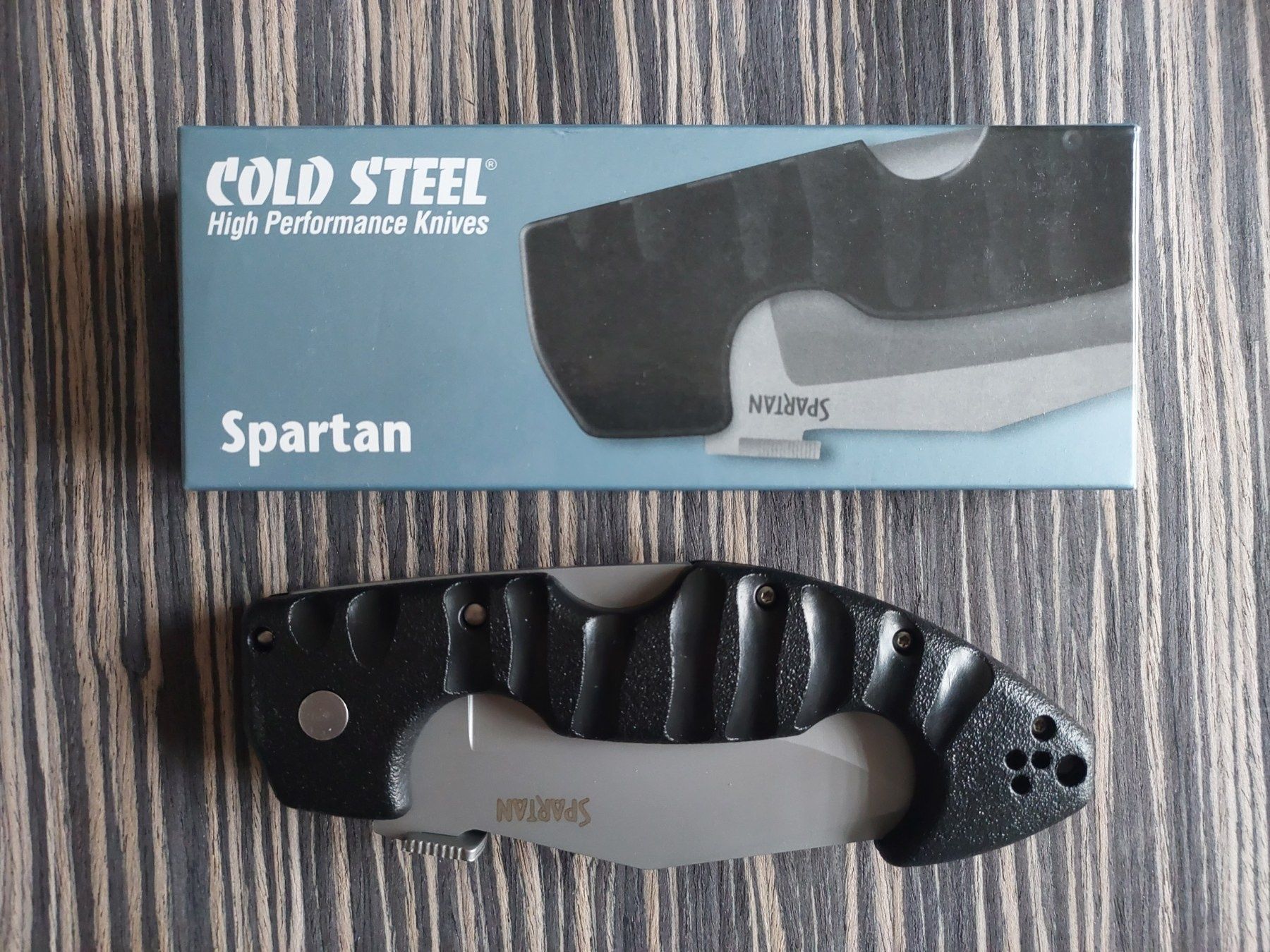 Складний ніж, нож Cold Steel Spartan.