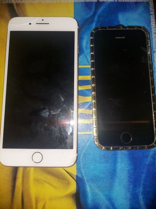 Телефони на запчастини