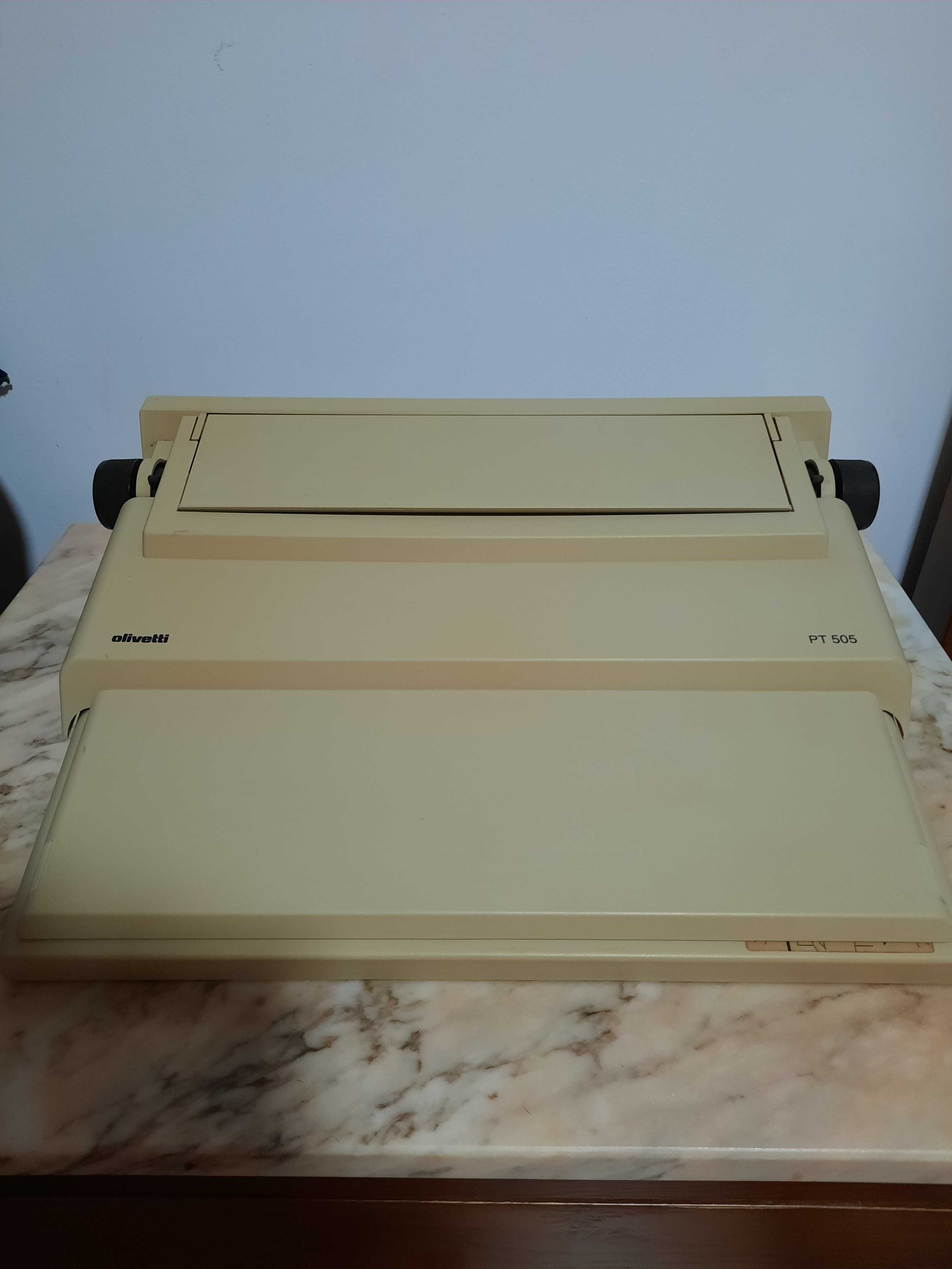 Máquina de escrever Olivetti PT505