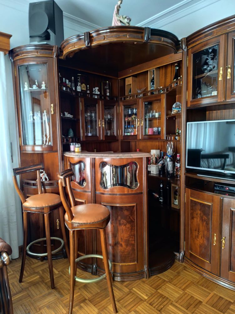 Bar de sala como novo