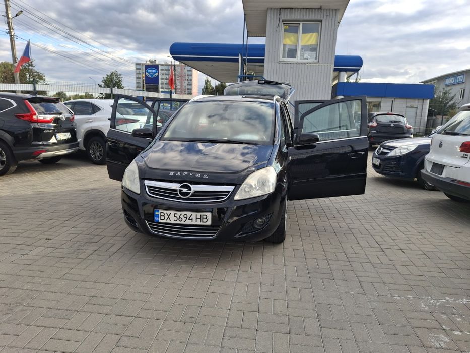 Opel zafira 1.8. 7місць
