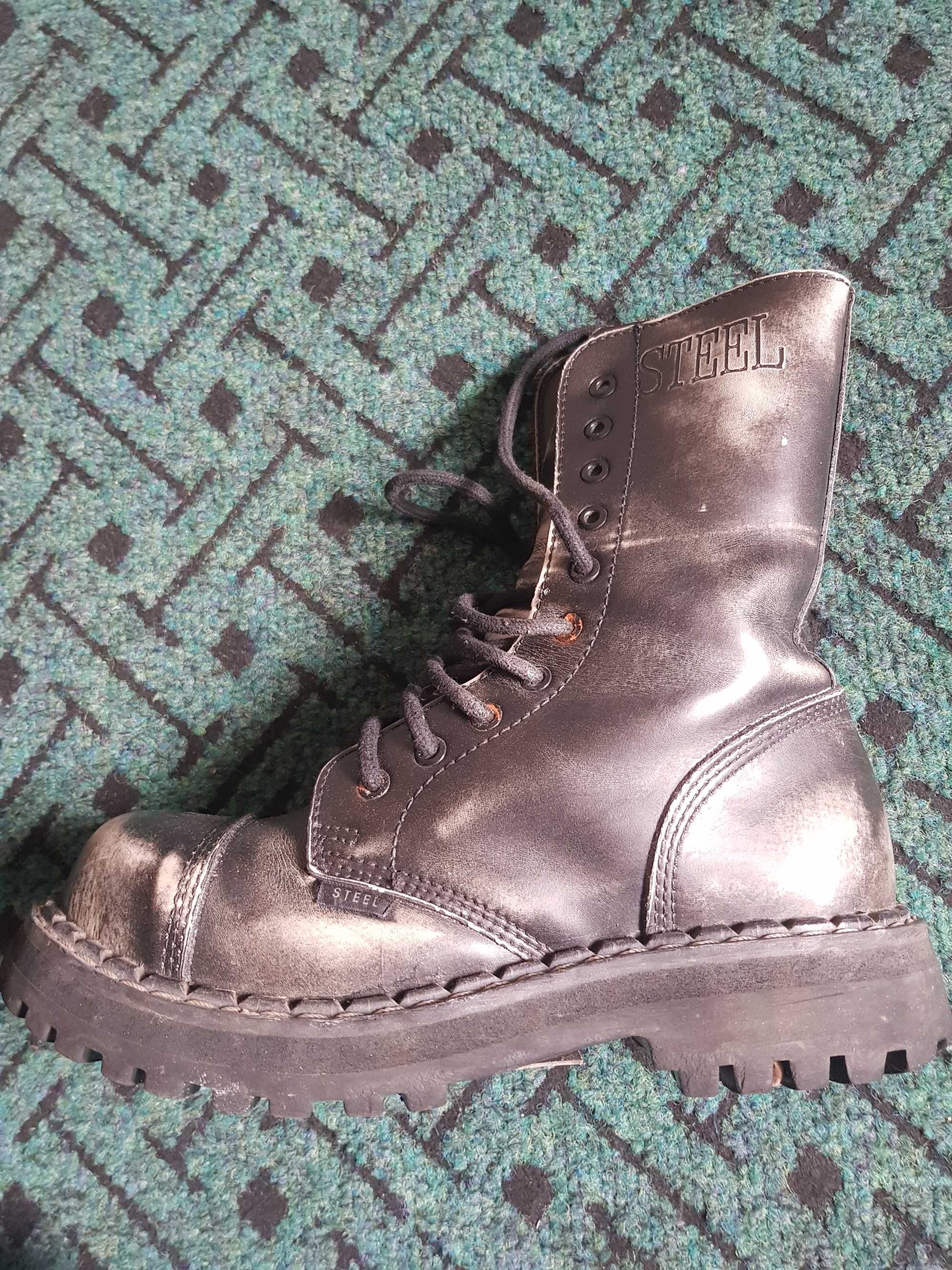 Buty damskie - glany.