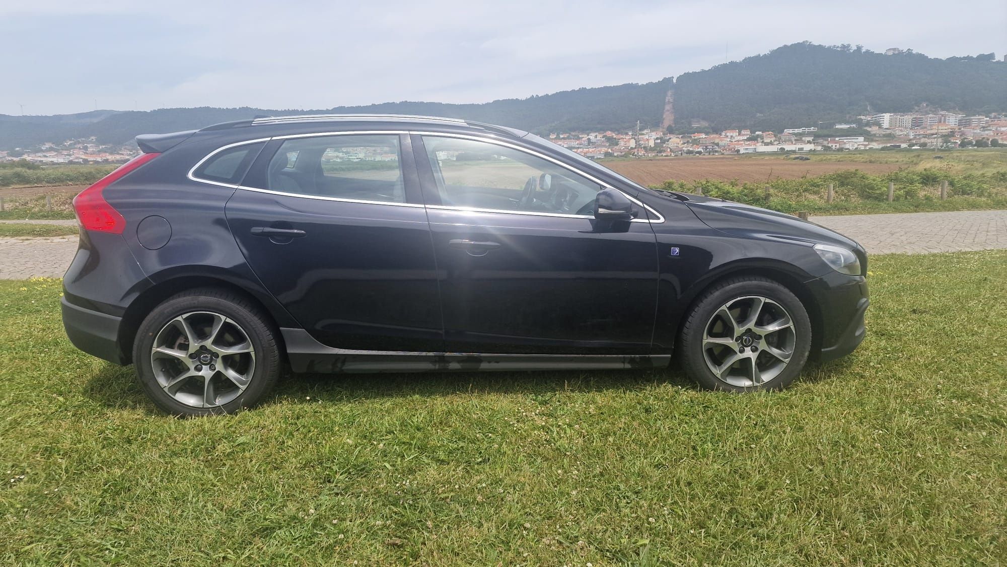 Volvo V40 Cross Country D4 Ocean Race