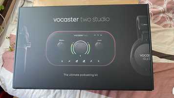 Focusrite Vocaster Two Studio - Własny Podcast, Mikrofon, Słuchawki