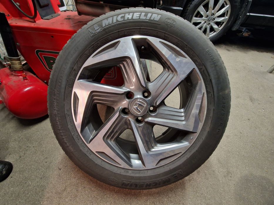 Opony letnie Michelin Latitude Sport