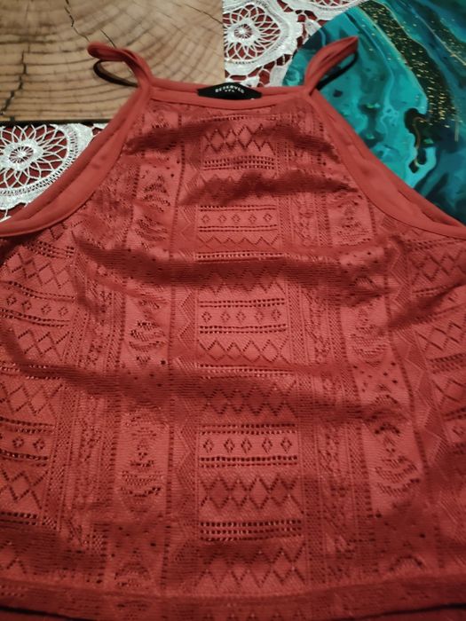 Bluzka na ramiaczkach z Reserved