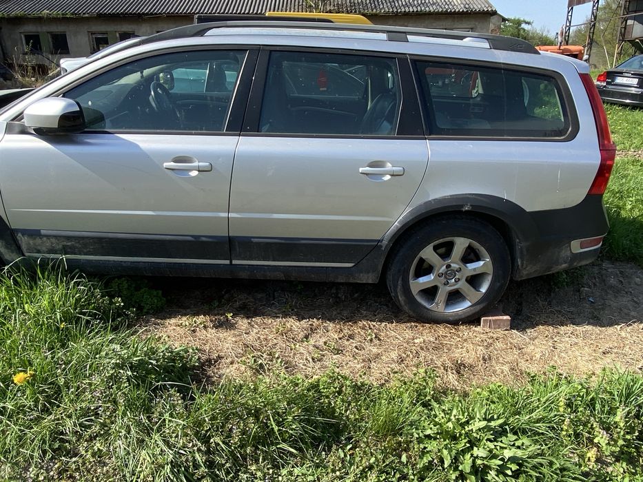 Volvo xc70 2.4 d automat 4x4 czesci