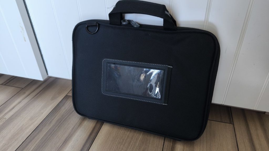 Targus - torba na laptop, tablet.