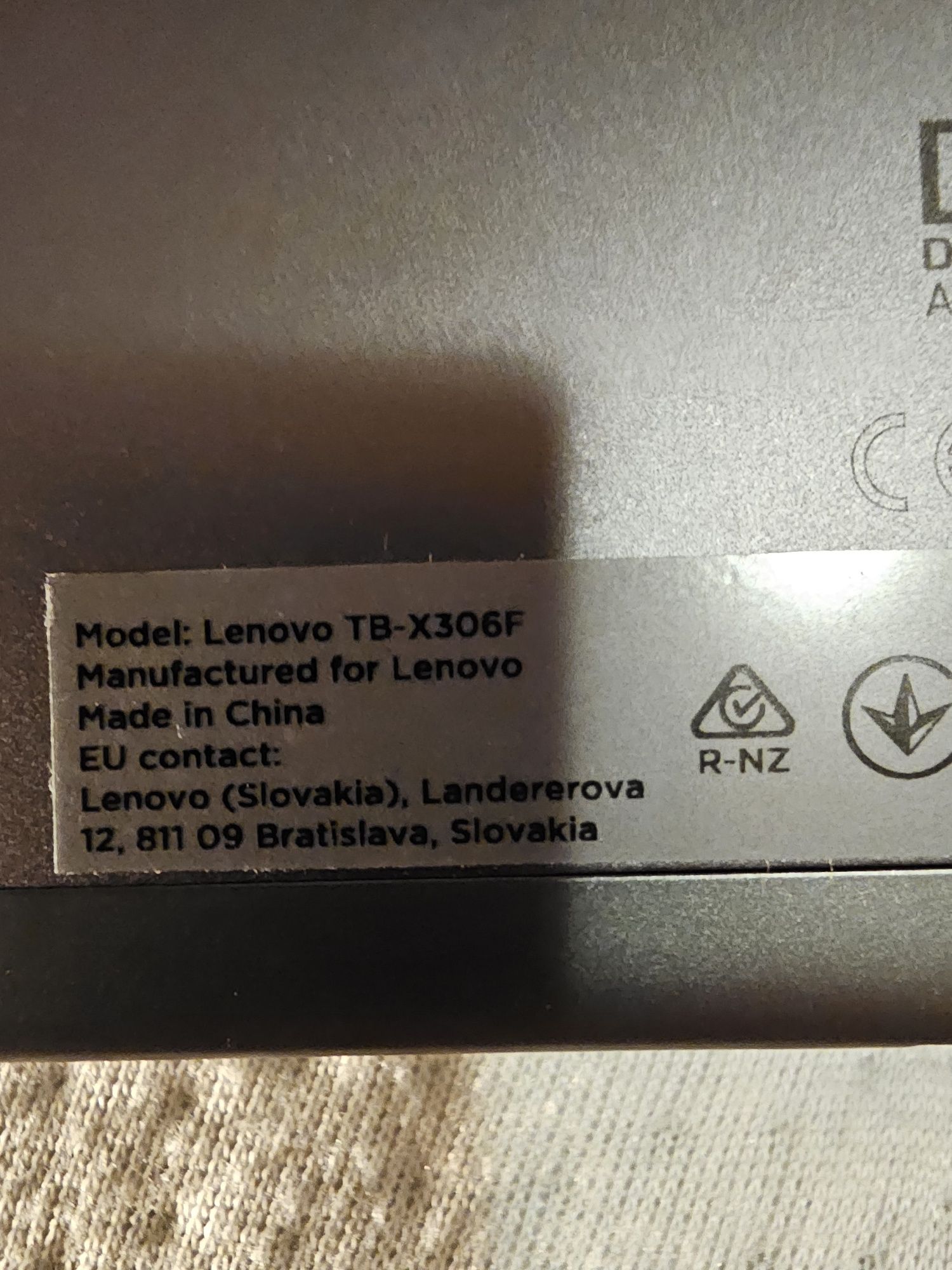 Lenovo TB-X306F Tablet