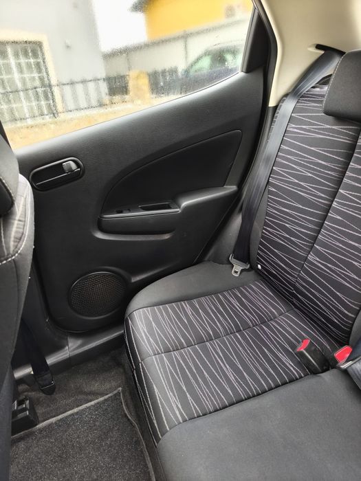 Vendo Mazda 2 em ótimo estado