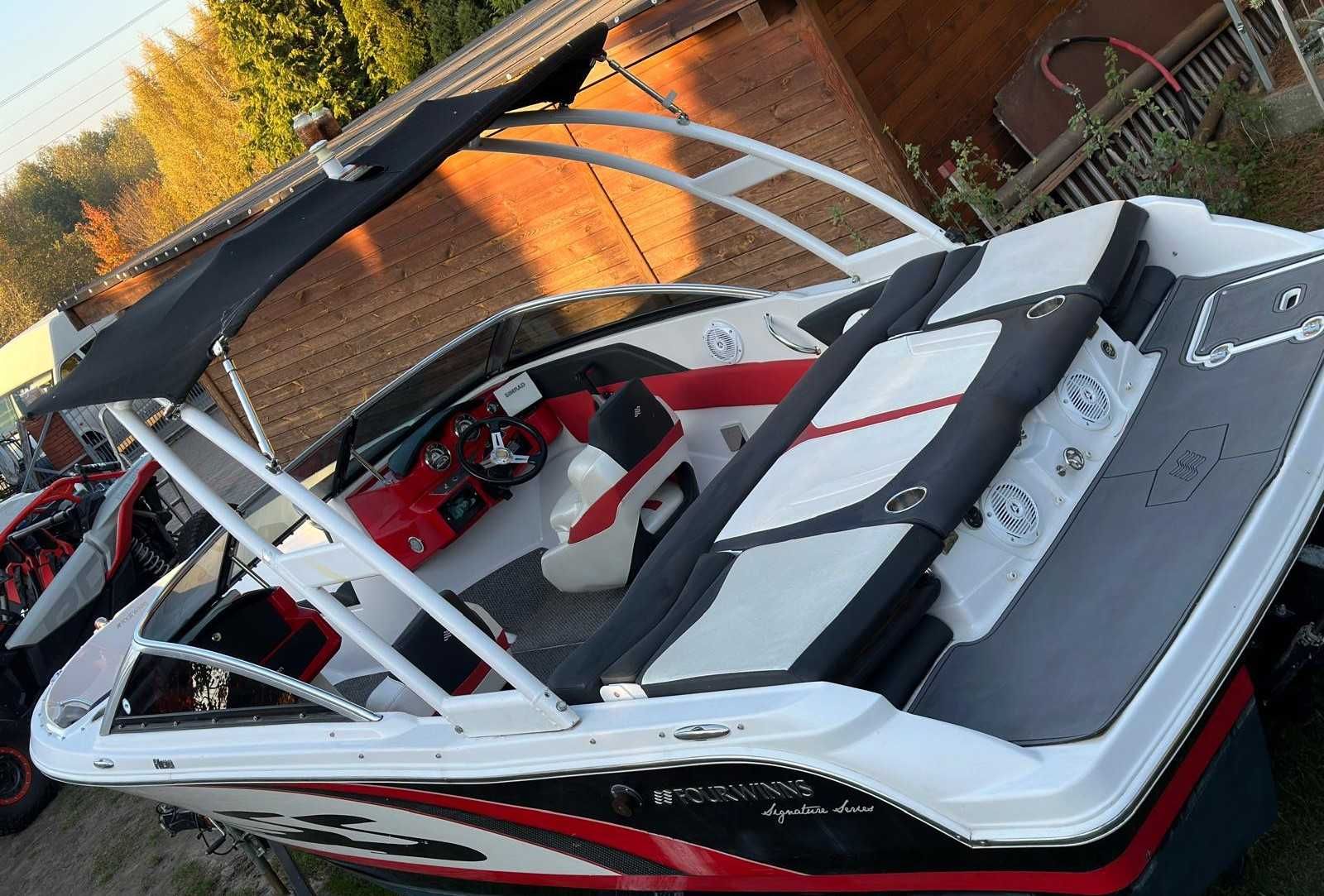 Łódz motorowa motorówka Four Winns 5.0 MPI V8 250 hp 2013 rok
