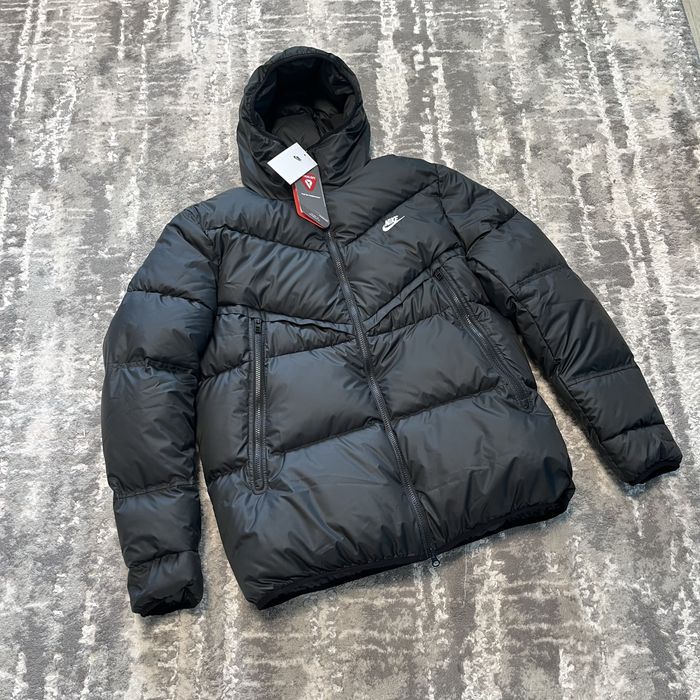 Пуховик Nike Storm Fit Windrunner