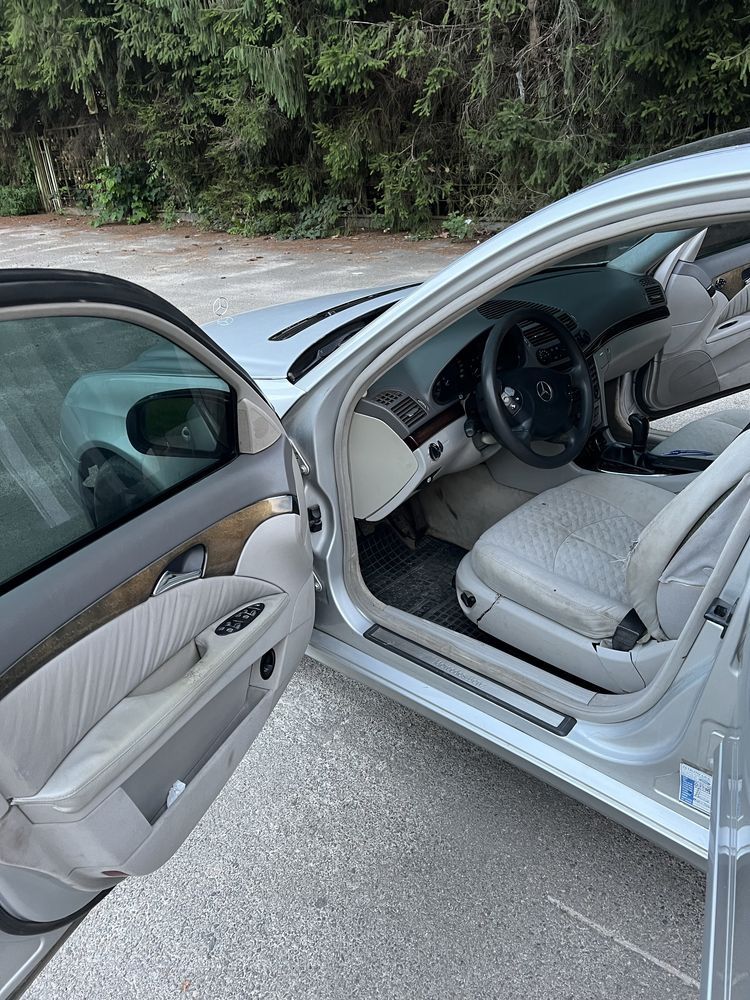 Mercedes W211 2.7 МКПП