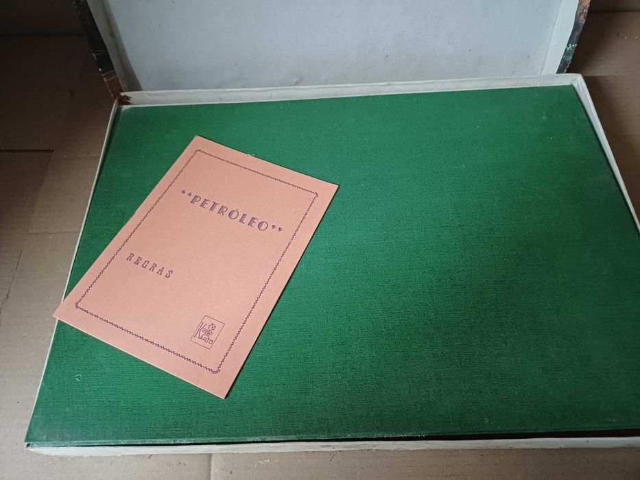 Jogo de Tabuleiro Vintage "Petróleo" - Completo