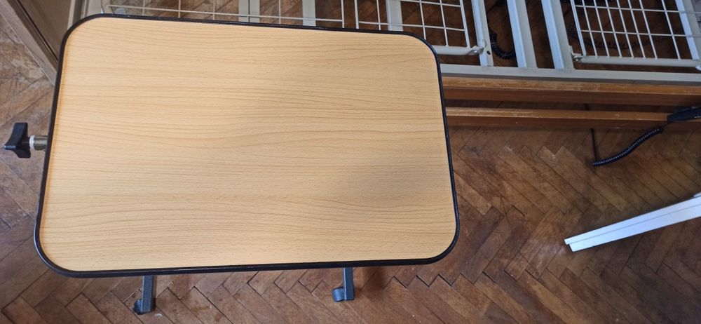 Stolik do łóżka rehabilitacyjny