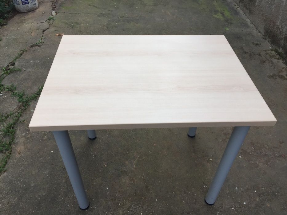 Mesa Multiusos em Faia