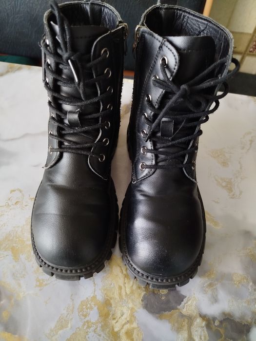 Ботинки, сапоги, чобітки