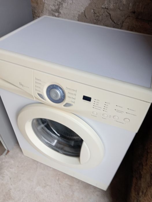 Продам стиральную машину