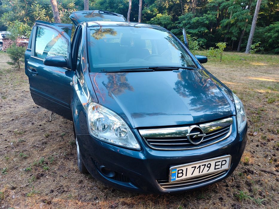 Opel Zafira b 2008 р. 1,9 cdti, 6-ступенева механічна коробка