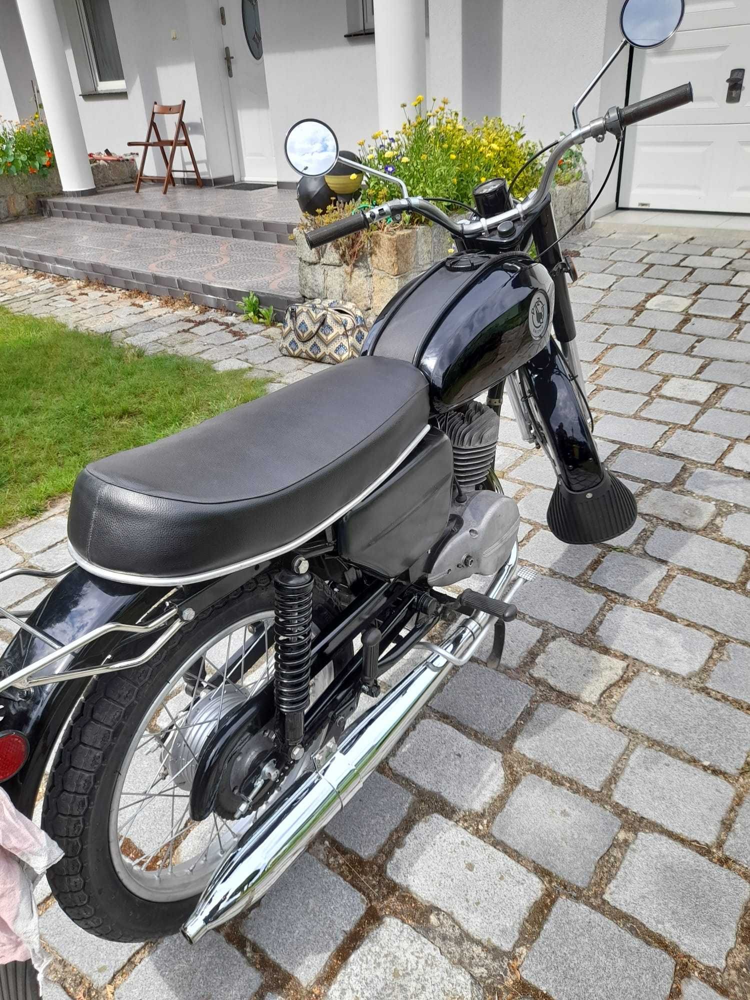 Motocykl WSK 125
