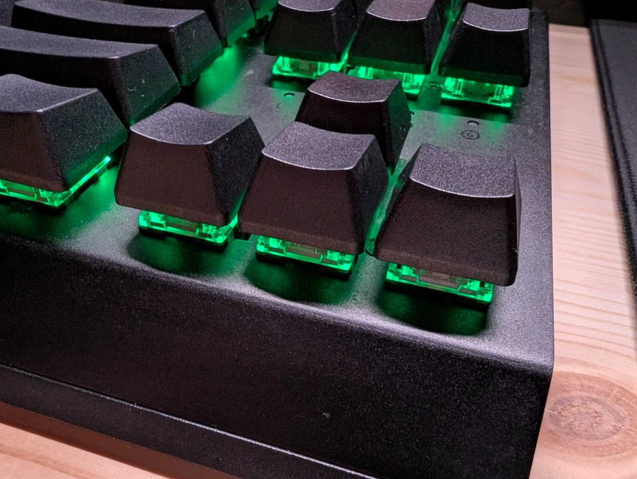 Razer BlackWidow V3 Tenkeyless (Yellow Switches) — Modified64550422406787121
