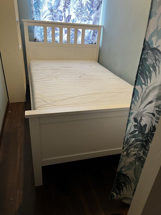 Łóżko IKEA Hemnes + materac firma “dla spania”