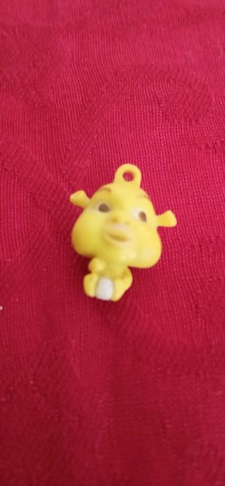 Miniatura/pingente  filha do Shrek