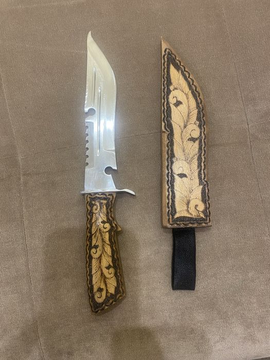 Мисливський ніж ручної роботи