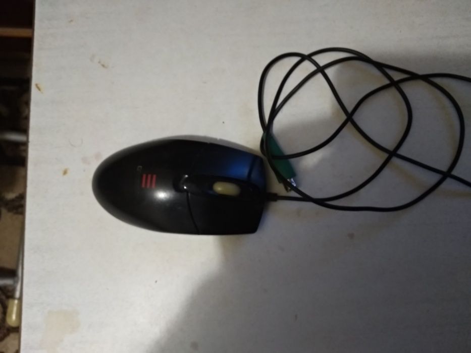 Продам клавиатуру к компьютеру, наушники, мышку