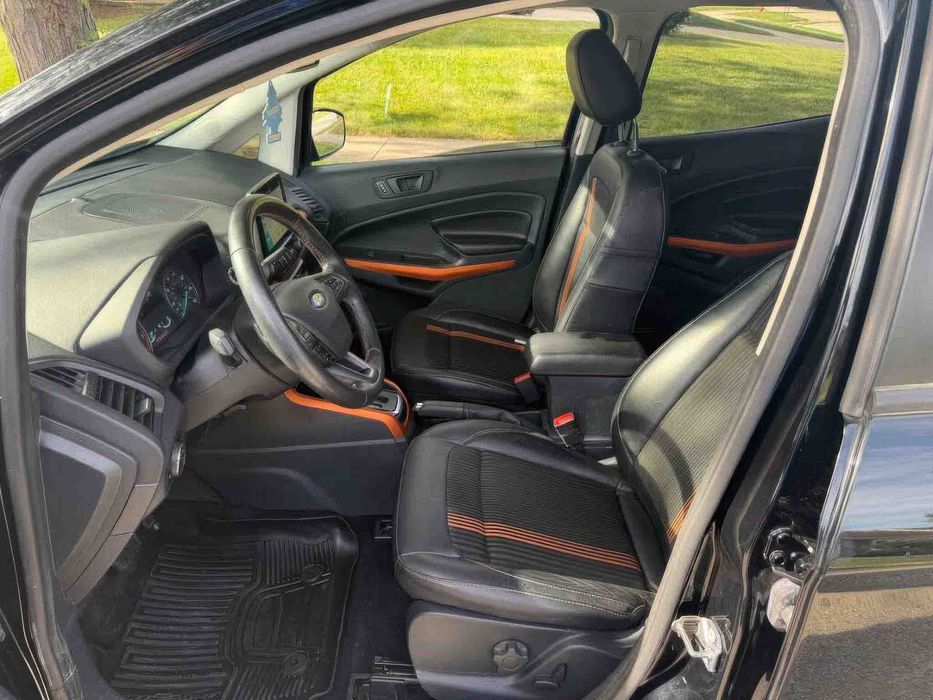 Ford EcoSport SES      2018