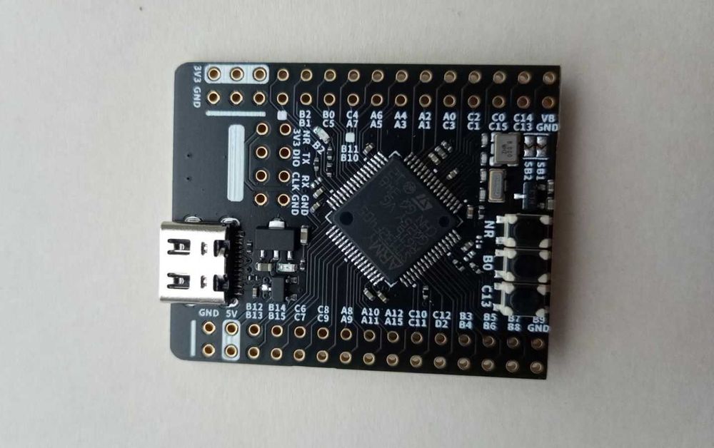 Плата STM32F405RGT6 168 MHz / 1 MB flash 192 kB RAM LQGP-64 / micro SD