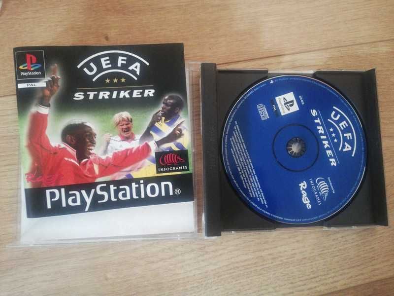 Jogo PS1 - UEFA Striker