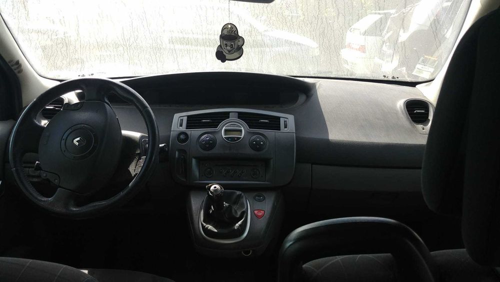 Renault Scenic para peças
