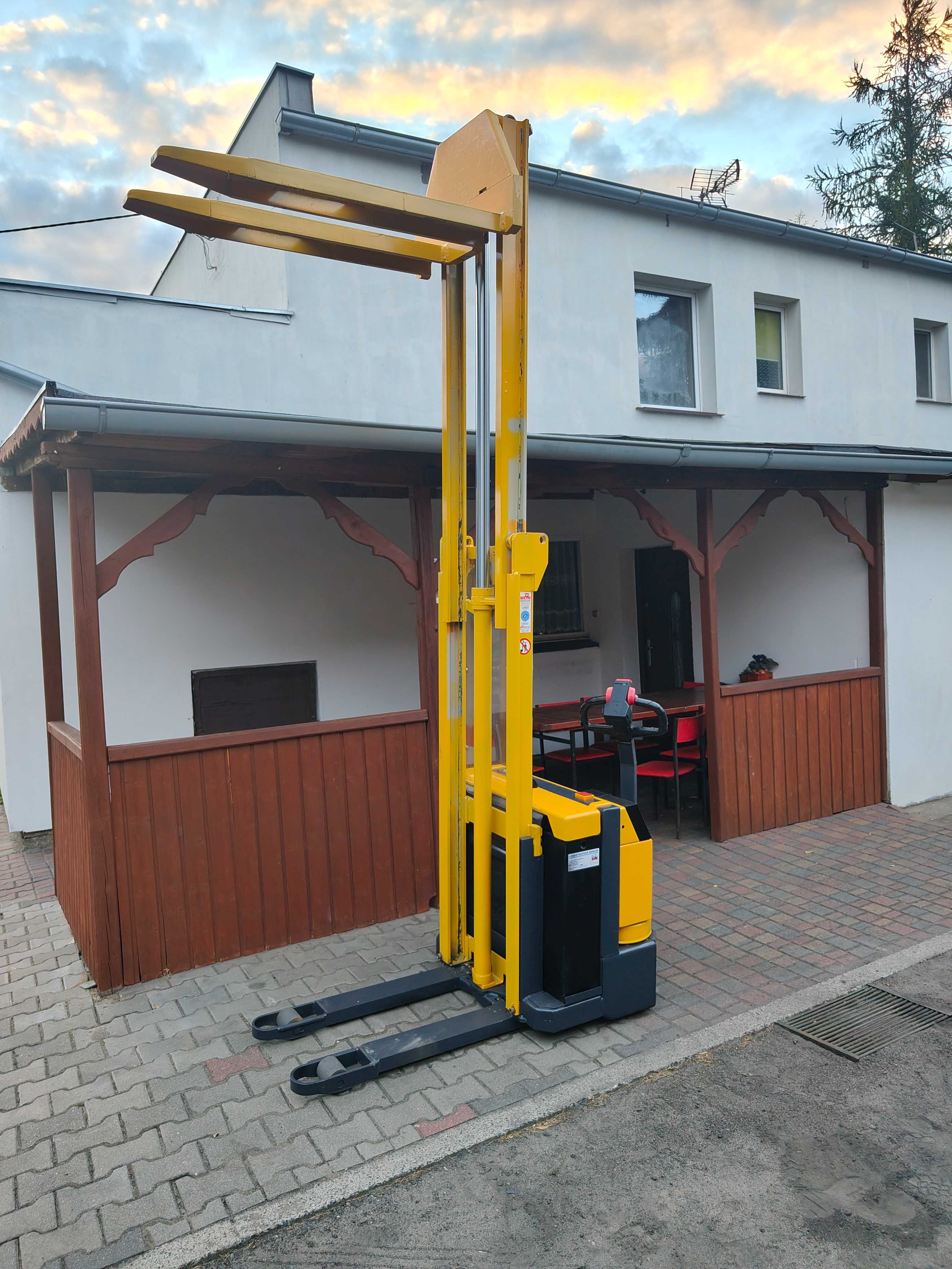 Wózek Paletowy Elektryczny JUNGHEINRICH z masztem, EXTRA STAN !