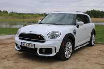 MINI Countryman MINI COUTRYMAN - bogata opcja wyposażenia, dynamiczny silnik.
