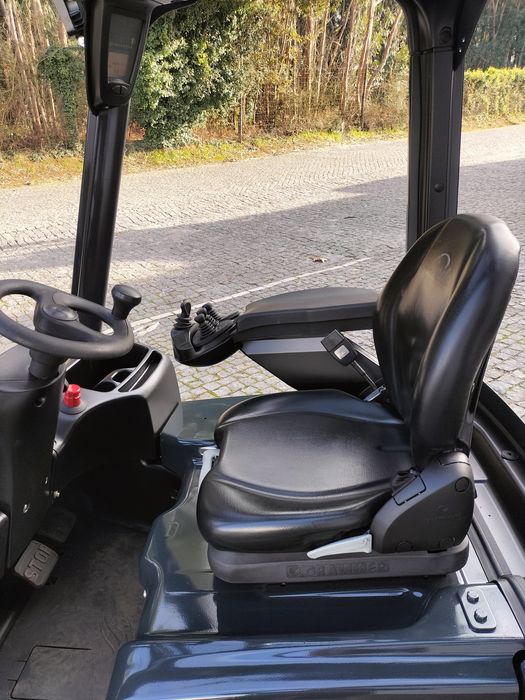 Empilhador Elétrico Linde 1200kg , 2013 , 6500h , Triplex 5,40,