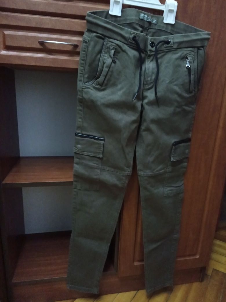 Джинси для чоловіків.