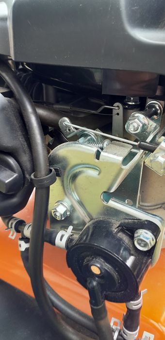 Glebogryzarka stihl MH 585.0