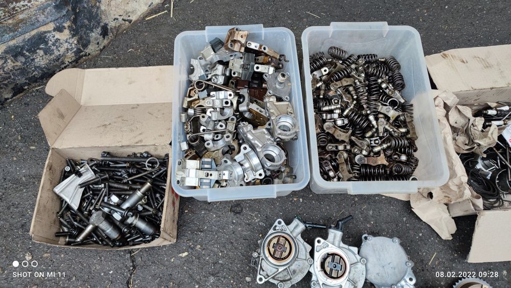 Распредвалы постели Пежо Citroen 1.4-1.6 VTI,THP EP6 бензин