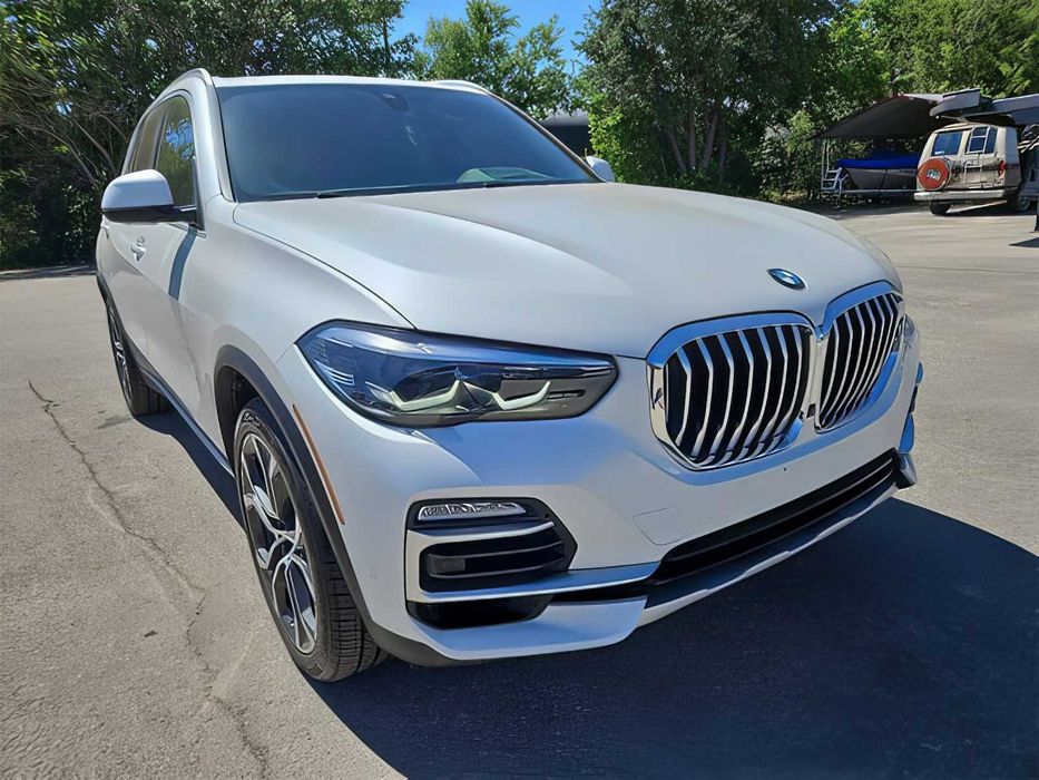 BMW X5      2021