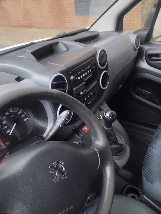 Peugeot partner 2011