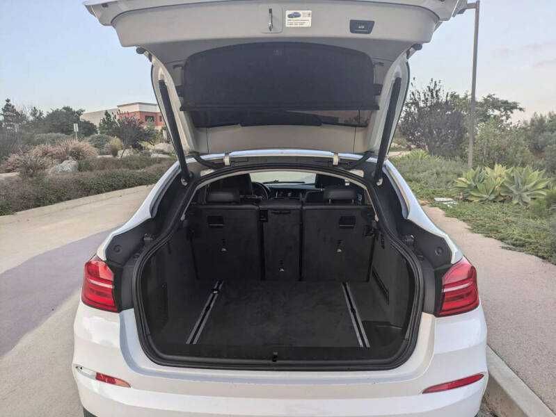2017  BMW  X4  28i