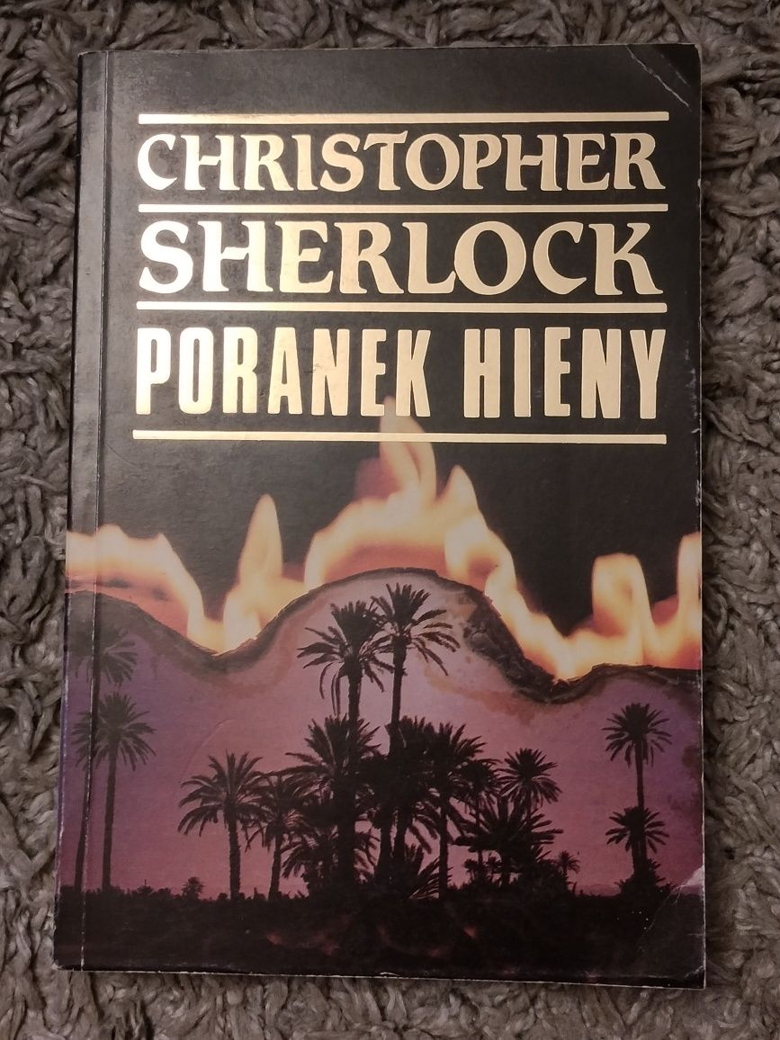 Poranek hieny Christopher Sherlock