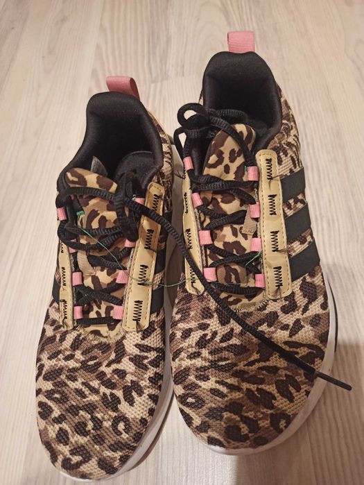 Buty sportowe damskie adidas