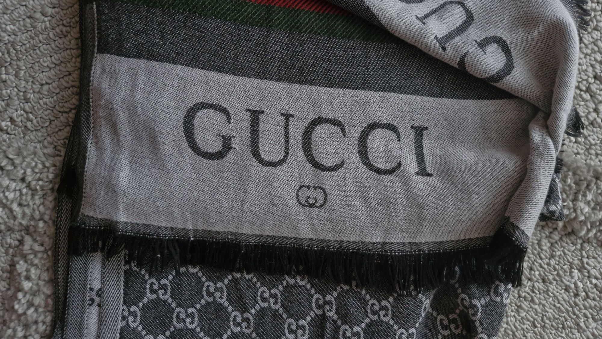 Gucci chusta szal